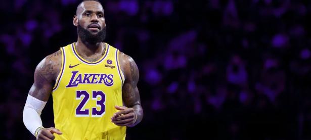 Kaiyun- 詹姆斯最近的一场比赛 