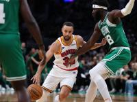 开云体育-库里连续十场比赛得分超过精彩发挥，巴塞罗那挑战极限！的简单介绍